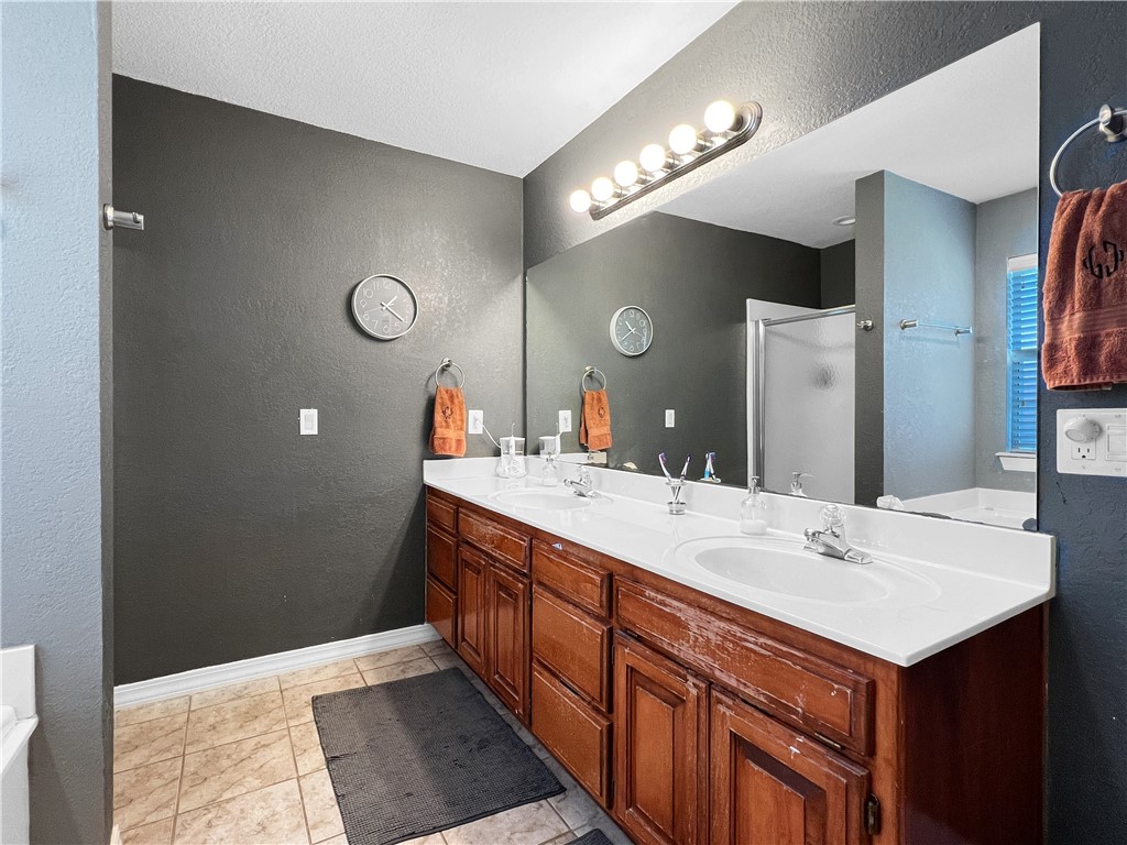 Saddlebrook (Ph 1) - Residential