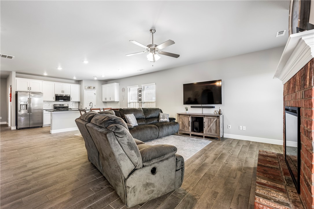 Prairie Brook Sub Ph 1 Centerton - Residential
