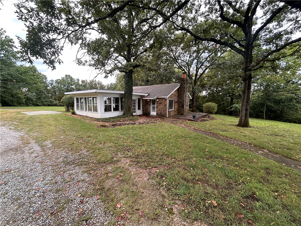 28-16-30 FAYETTEVILLE OUTLOTS - Residential