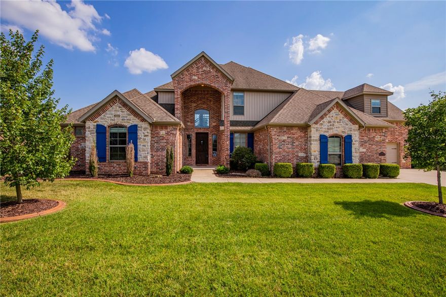 Beautiful well maintained 4 bedroom, 3.5 bath home. Open floor plan with high ceilings in living room. Split level; 2 bedrooms downstairs & 2 upstairs, huge bonus room upstairs also! Large partially covered wood deck for entertaining or enjoying a nice evening. Close to community pool/clubhouse.