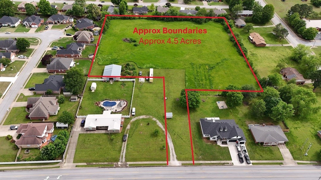 Welcome to opportunity ! 4.48 acres of prime, undeveloped land in the heart of thriving Springdale, Arkansas .Minutes from Downtown Springdale, near schools, parks, and major highways — this location offers the perfect blend of convenience and growth potential. Level terrain, paved street frontage, and utilities close by make this an ideal site for builders, investors, or developers looking to make an impact in one of Northwest Arkansas’s fastest-growing markets.
Don’t miss out on this rare chance to develop in the heart of Springdale’s 72762.Buy LAND before it is gone because there is no more land being made!