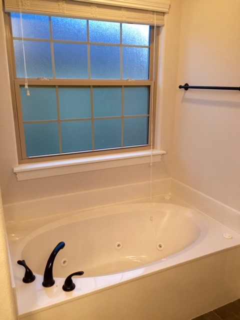 Lonesome Pond Sub Bentonville - Residential Lease