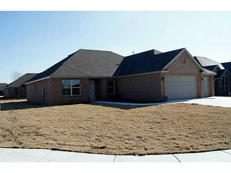 Lonesome Pond Sub Bentonville - Residential Lease