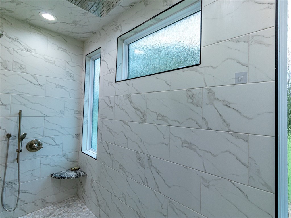 16-20-31-RURAL - Residential