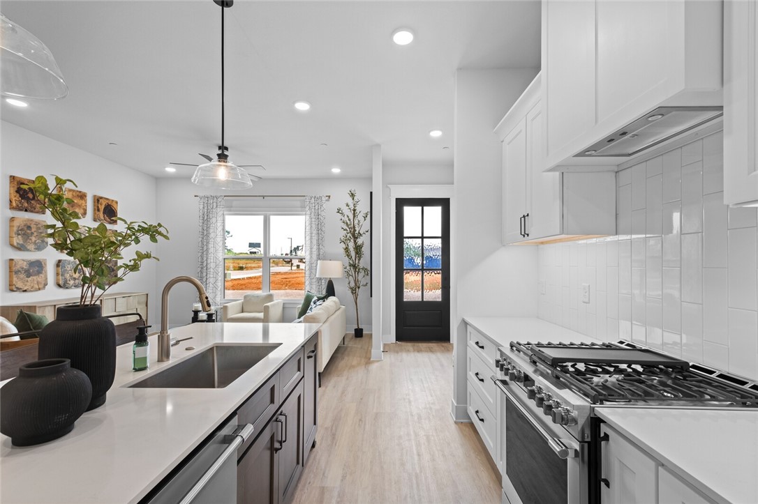 Village At Pinnacle Hills, The Rogers - Residential