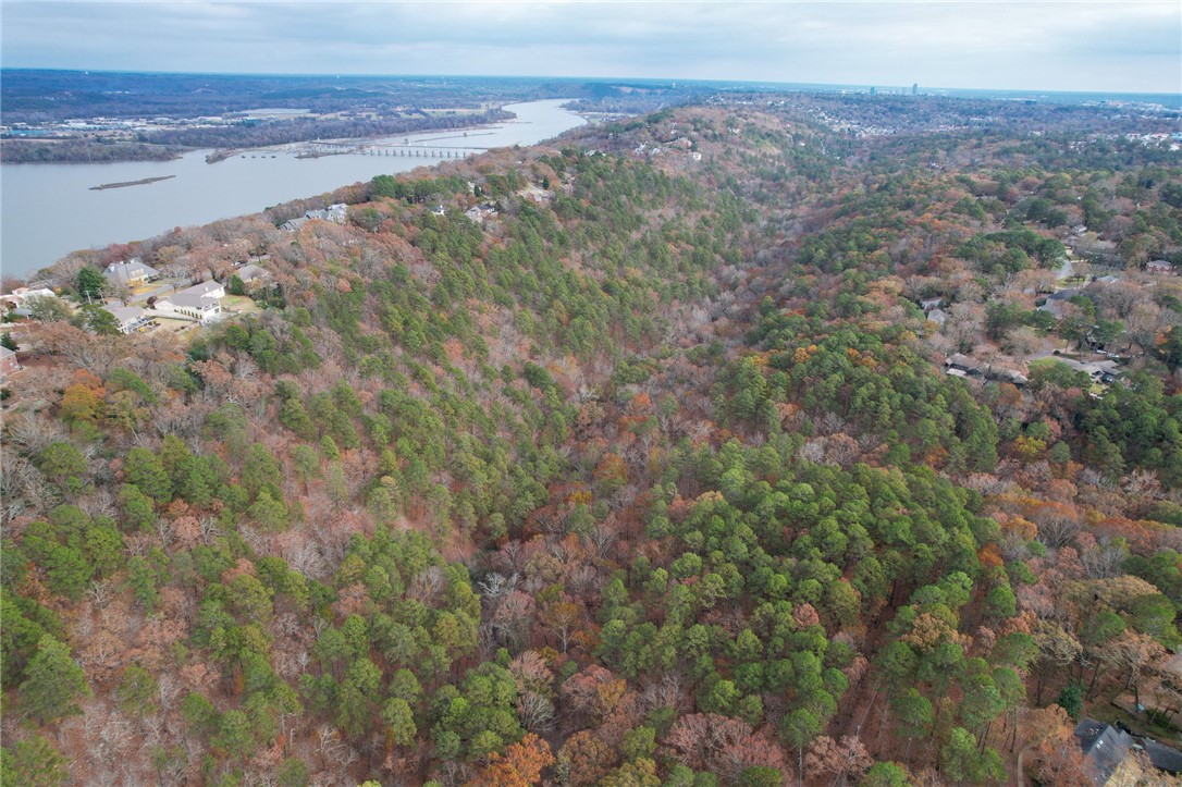 SLN RIVERVIEW MANOR - Land