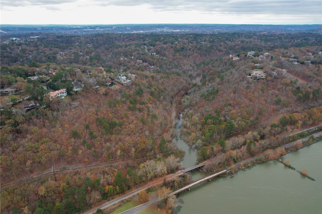 SLN RIVERVIEW MANOR - Land