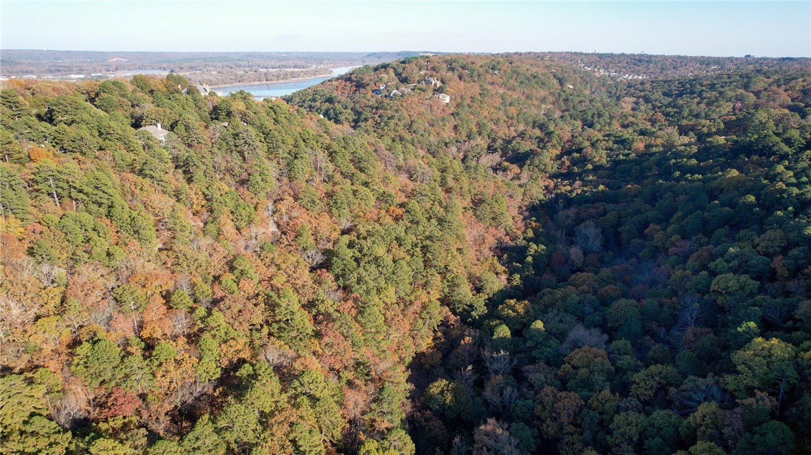 SLN RIVERVIEW MANOR - Land