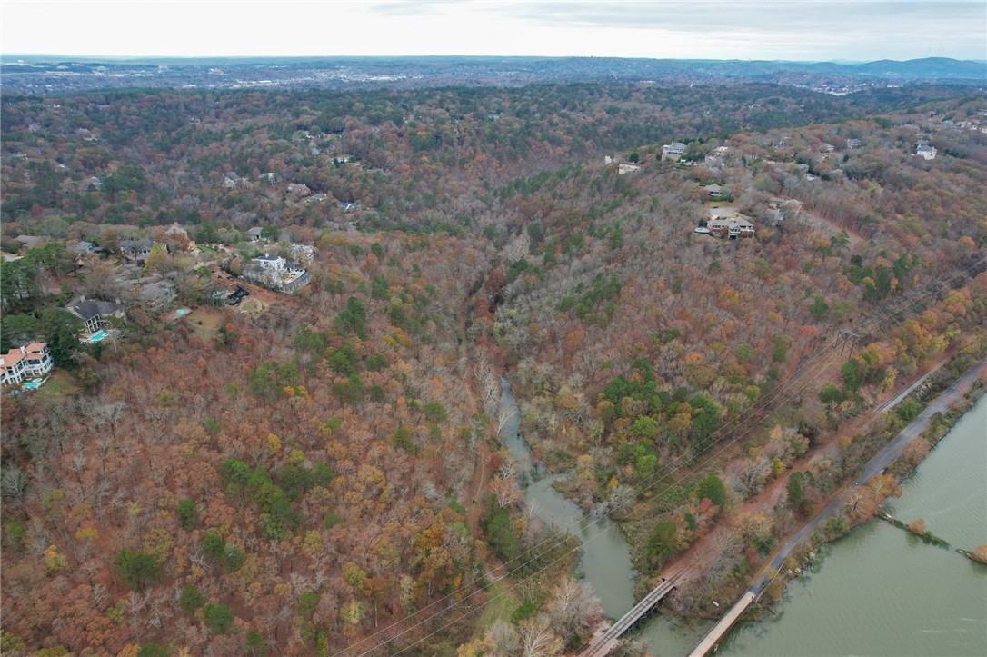 SLN RIVERVIEW MANOR - Land