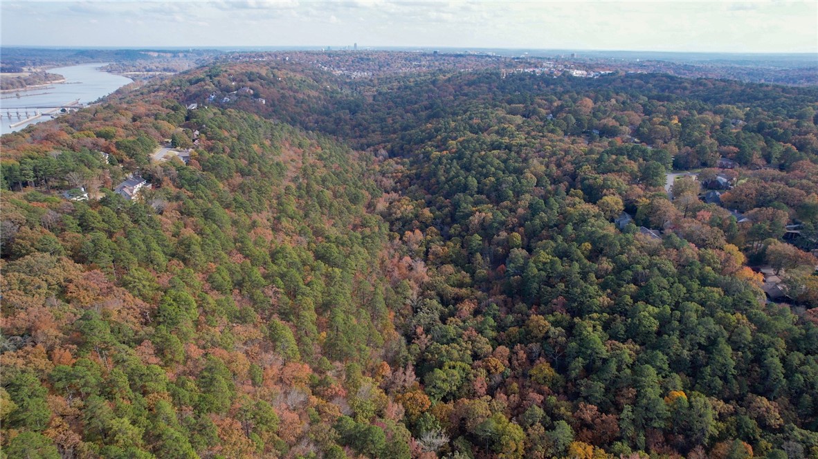 SLN RIVERVIEW MANOR - Land