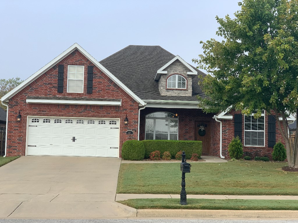 This multi level 4 bedroom + Bonus Suite, 3 bath single family home was built in the highly coveted Tuscany Subdivision in 2009. Nestled neatly in the Har-Ber school district the home provides both efficient access to highway 112 as well as three of Northwest Arkansas most highly rated public schools.
The home boasts an impressive open floor plan and spacious master suite. Key features of the home include: A bonus room with wet bar perfect for entertaining guests or to be used as a guest suite, large walk in actic, formal dining room, large laundry room, expansive backyard, covered porch and patio, storage shed and epoxy flooring in garage. As an added bonus the home includes an in-ground storm shelter, incased with concrete and steel, 7 person capacity w/ clearance to stand up. New roof 2023 with warranty transfer to new owner completed May 2023.
HOA includes a community pool with clubhouse, children's playground and pickleball/basketball court.