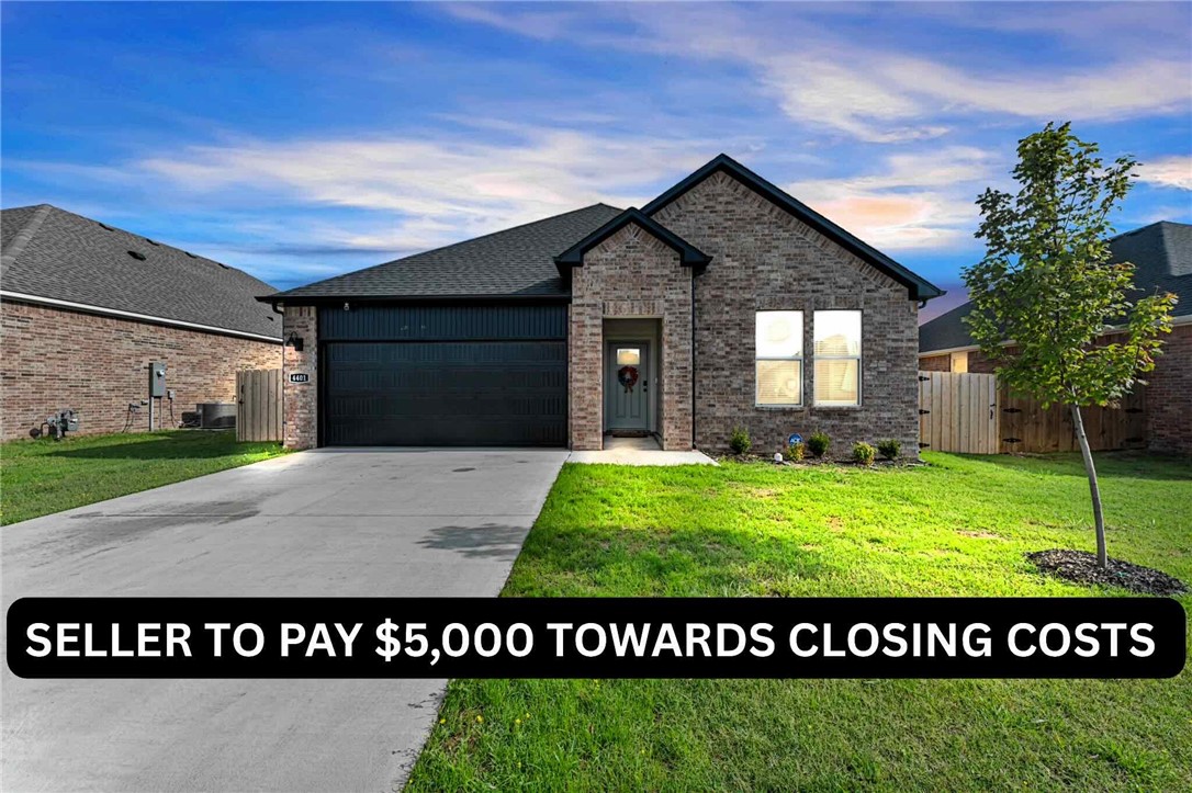 LOCATION LOCATION!! This home in Springdale is conveniently close to parks like Charlie & Willie George Park, walking trails, and top-rated schools like Don Tyson School of Innovation. Lake Fayetteville is just 3 miles away as well! Enjoy an open layout with a cozy electric fireplace, stylish kitchen with quartz countertops and tile backsplash, and a spacious primary suite with a large walk-in shower and closet. With durable flooring, ceiling fans, energy-efficient features, and a new fenced yard, itās move-in ready for your familyās next chapter! Make it yours today!