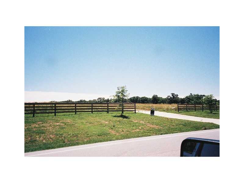 BEAUTIFUL BUIDING LOT 1.62 ACRES.