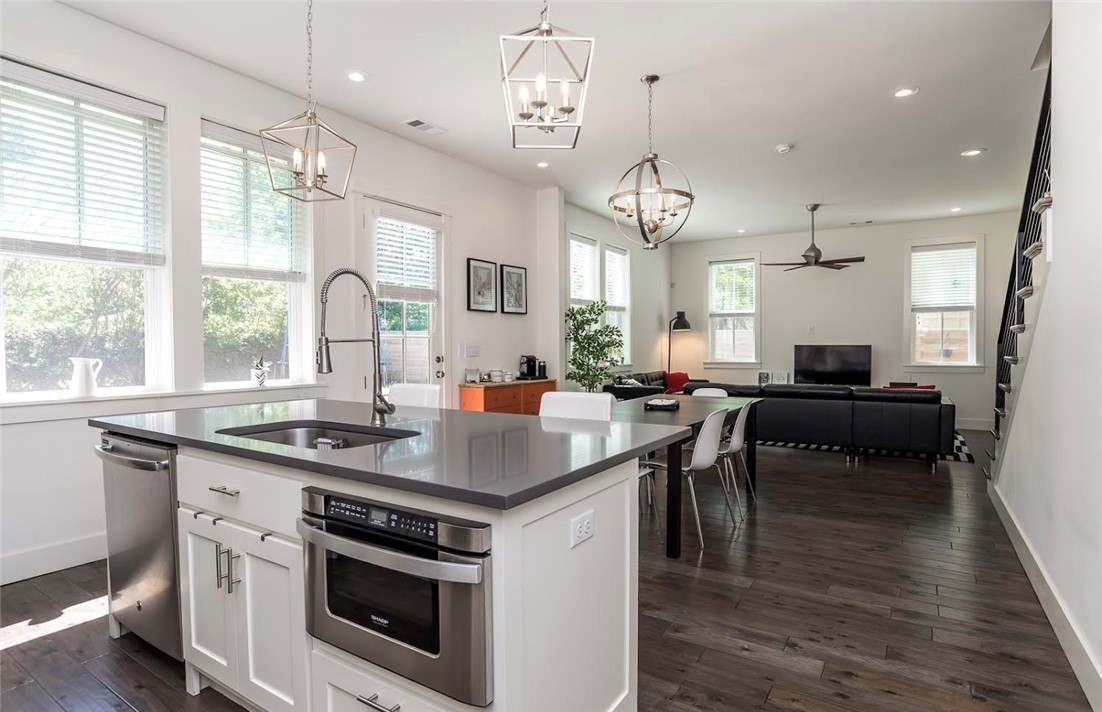 Manor Heights Sub Bentonville - Residential Lease