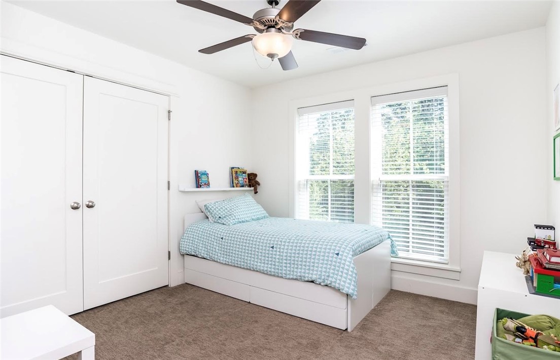 Manor Heights Sub Bentonville - Residential Lease