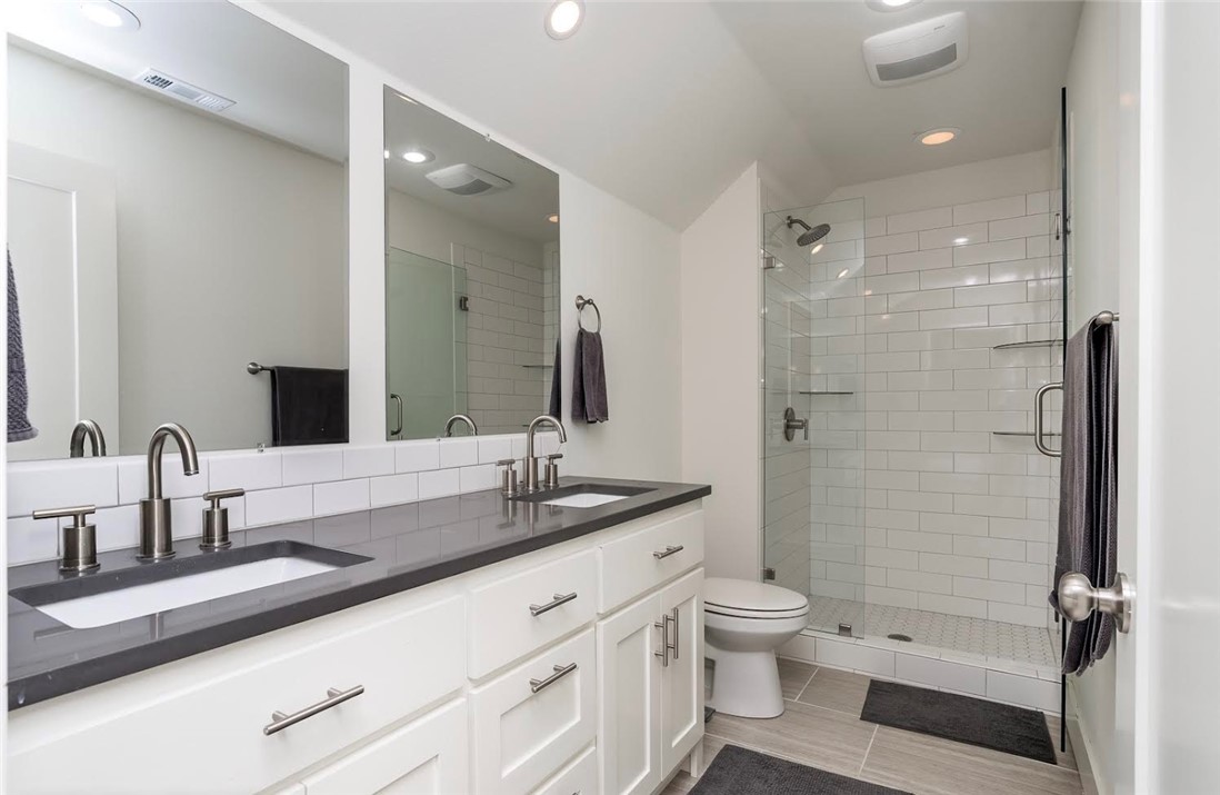 Manor Heights Sub Bentonville - Residential Lease