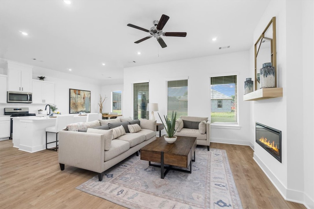 Brentwood Village - Residential