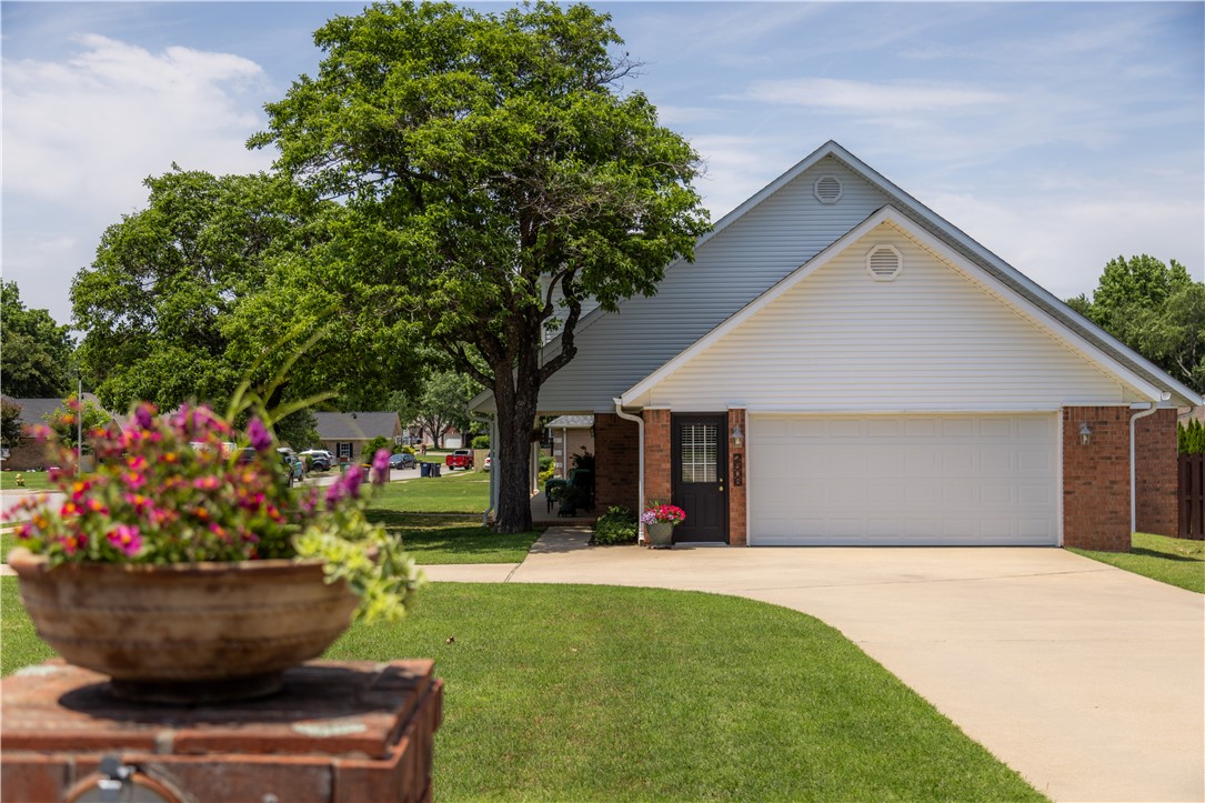 Shady Oaks - Residential