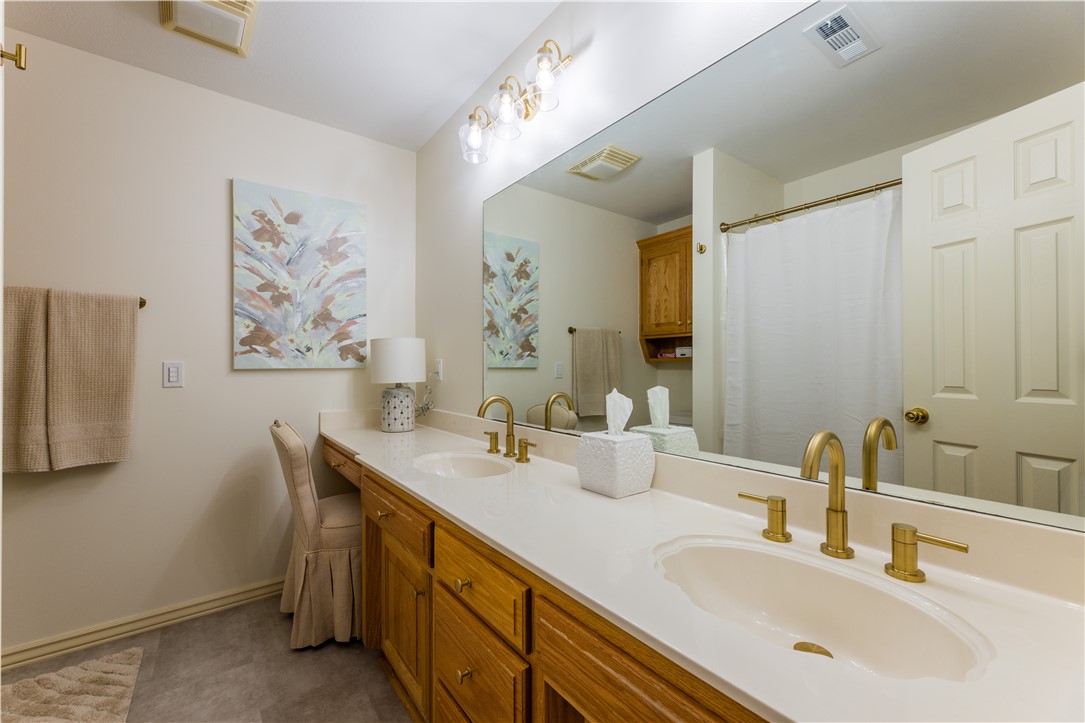 Shady Oaks - Residential