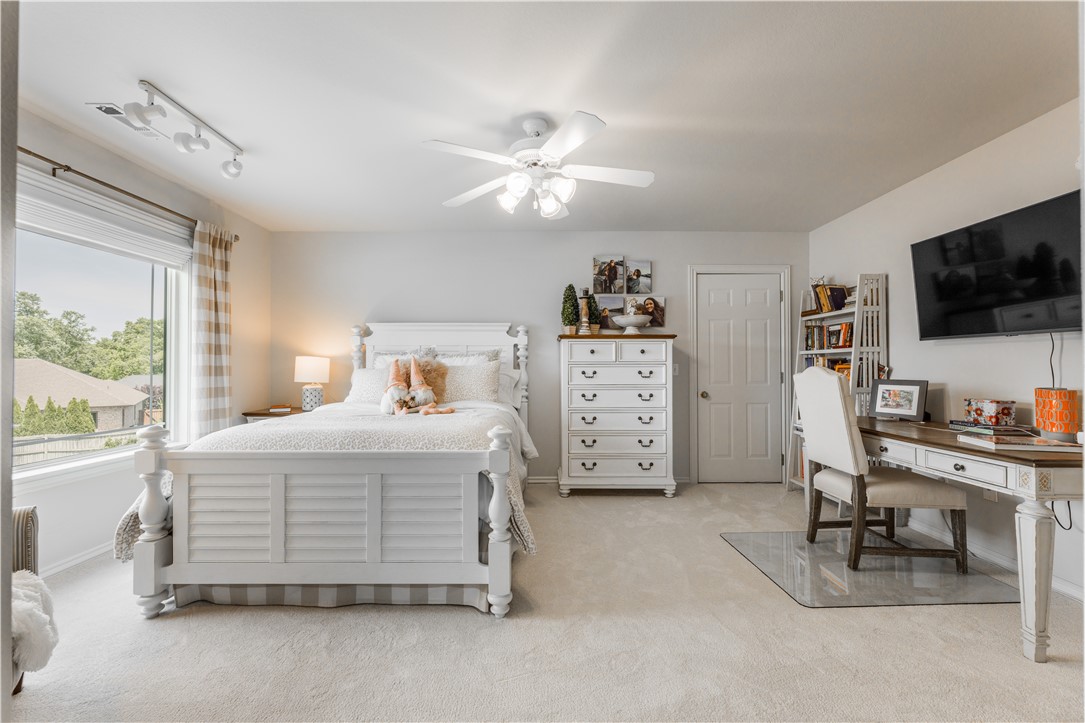 Shady Oaks - Residential