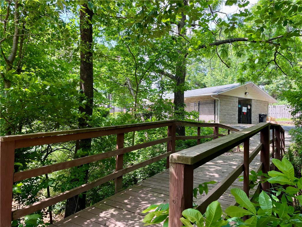 Shady Oaks - Residential