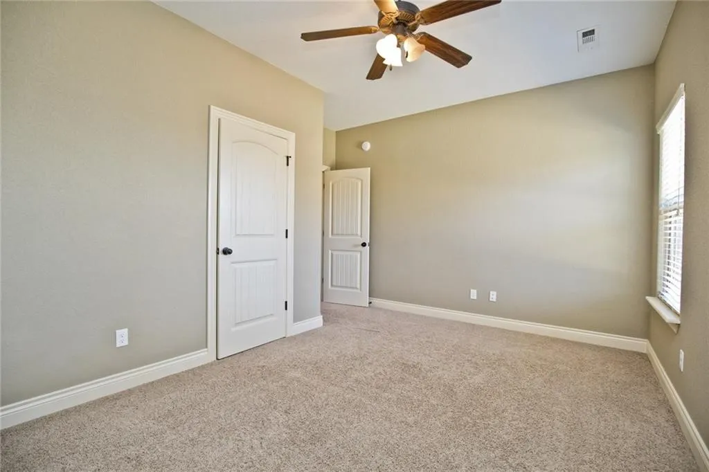 Farmington, Arkansas 72730, United States, 4 Bedrooms Bedrooms, ,3 BathroomsBathrooms,Residential,Active,165853