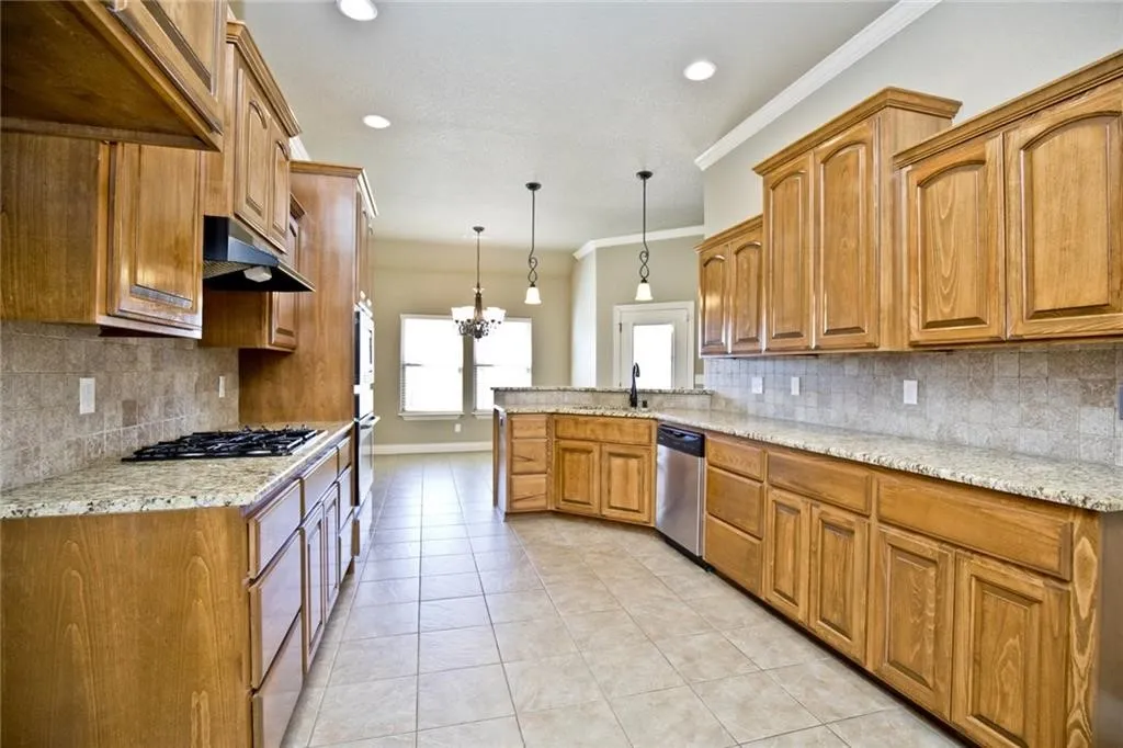 Farmington, Arkansas 72730, United States, 4 Bedrooms Bedrooms, ,3 BathroomsBathrooms,Residential,Active,165853