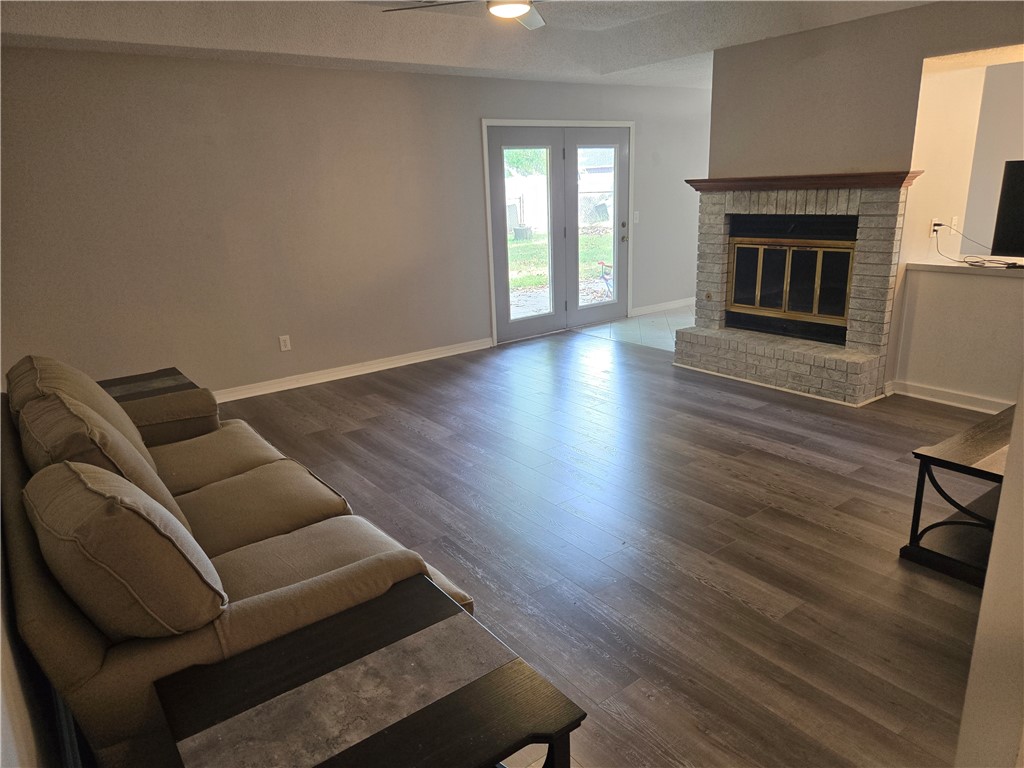 Lester Sub Ph Iii - Residential Lease