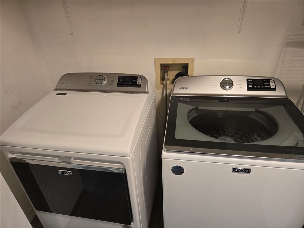Lester Sub Ph Iii - Residential Lease