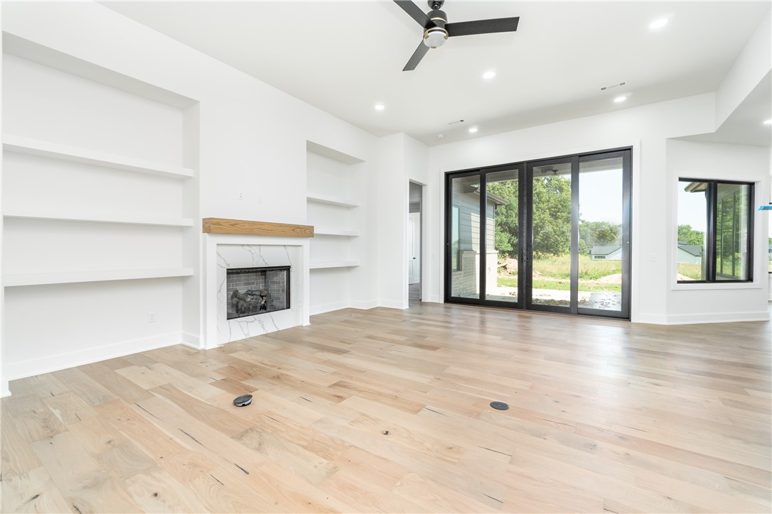 Aurora Sub Ph I Bentonville - Residential