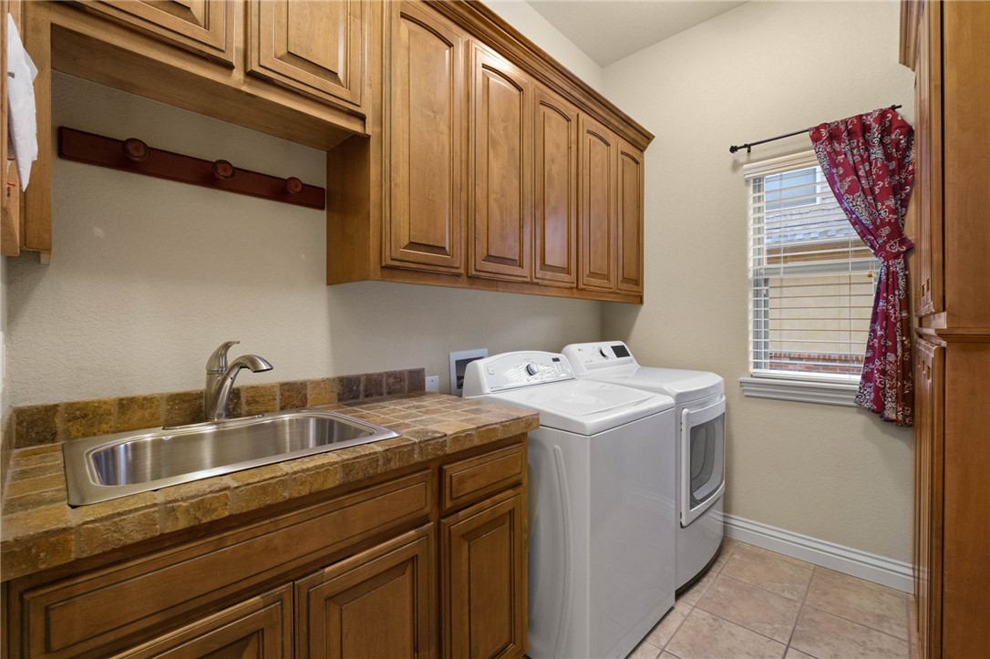 Shadow Valley - Residential