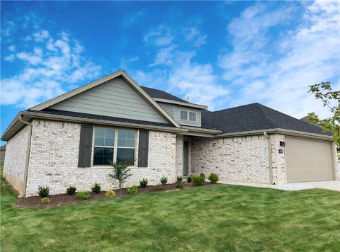 Photo of 969 Madden Street, Tontitown, AR 72762 (MLS # 1337500)