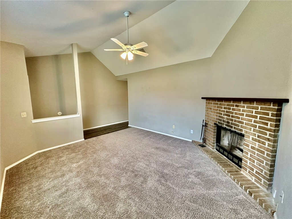 Oak Hill Iii Ph 1 Rogers - Residential Lease