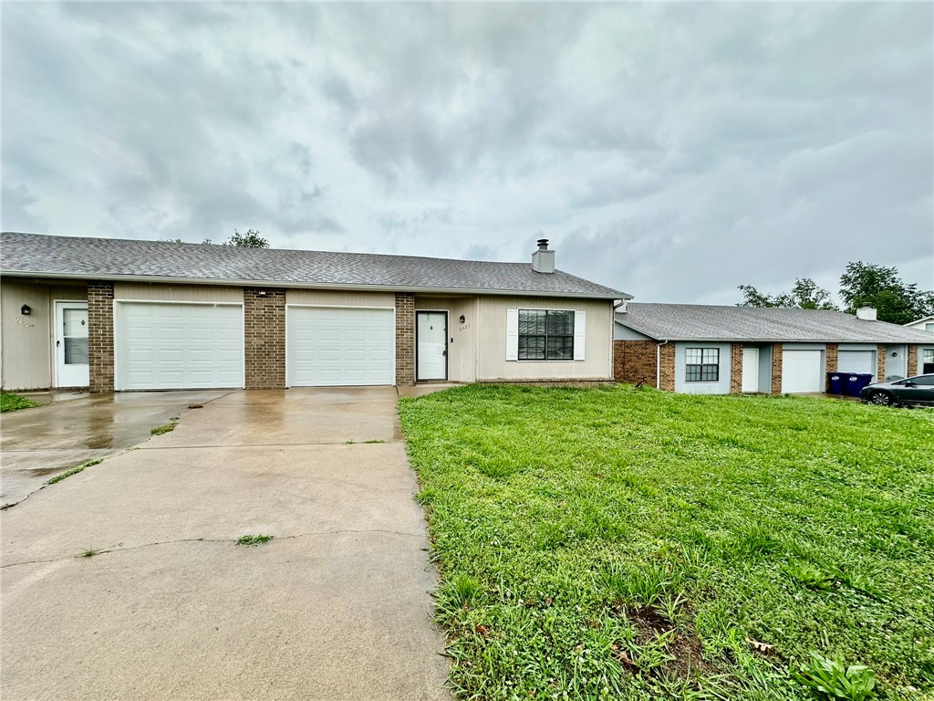 Oak Hill Iii Ph 1 Rogers - Residential Lease