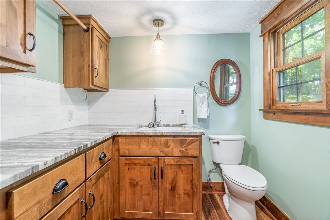 Glen Rocks - Residential