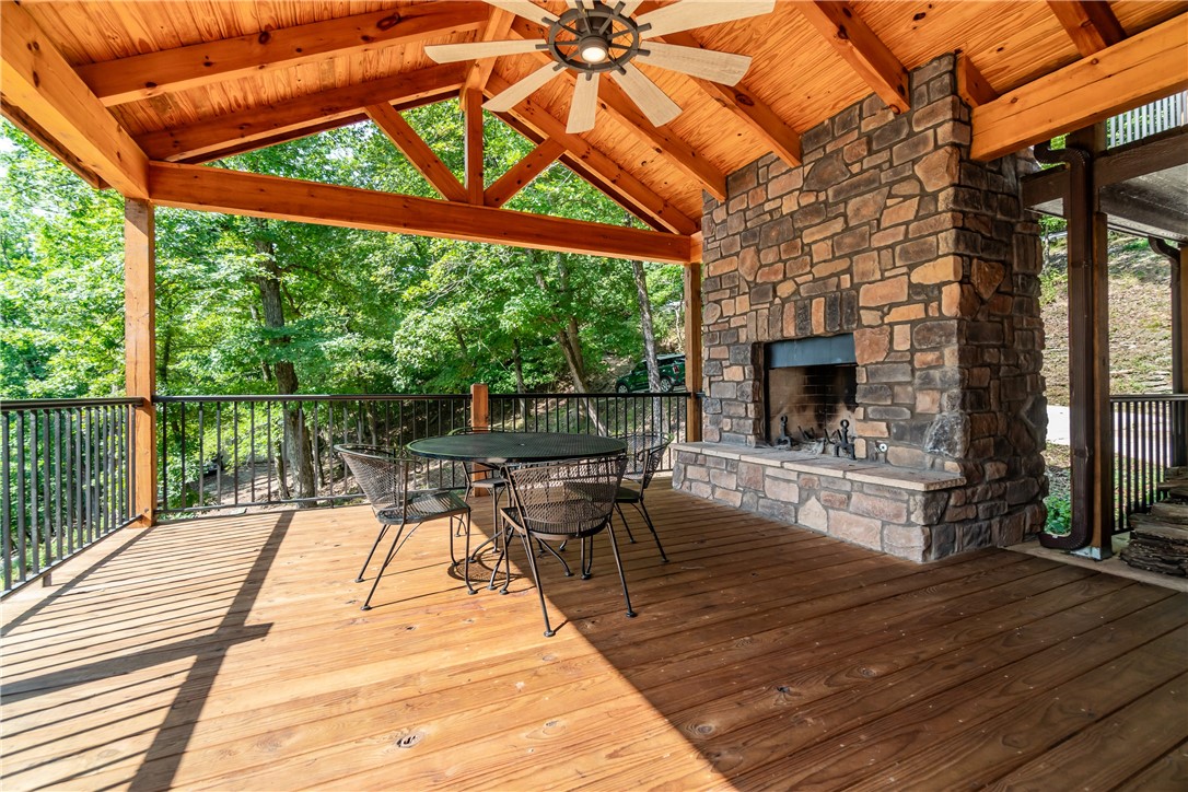 Glen Rocks - Residential