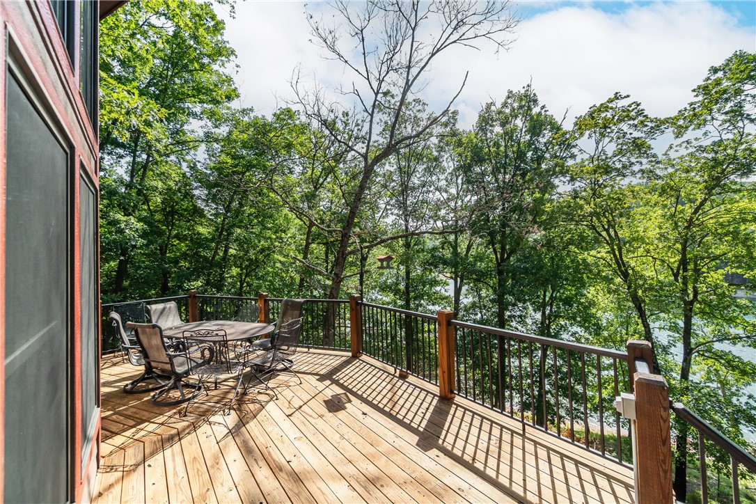 Glen Rocks - Residential