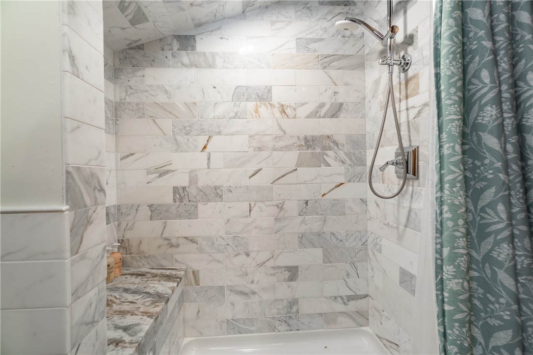 Glen Rocks - Residential