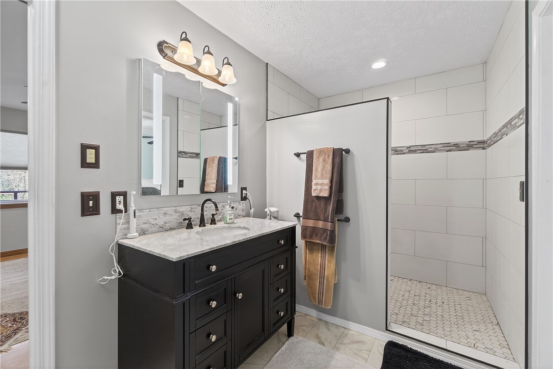 26-18-33 - Residential