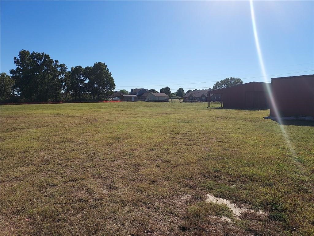 Elm Spgs Outlots - Land