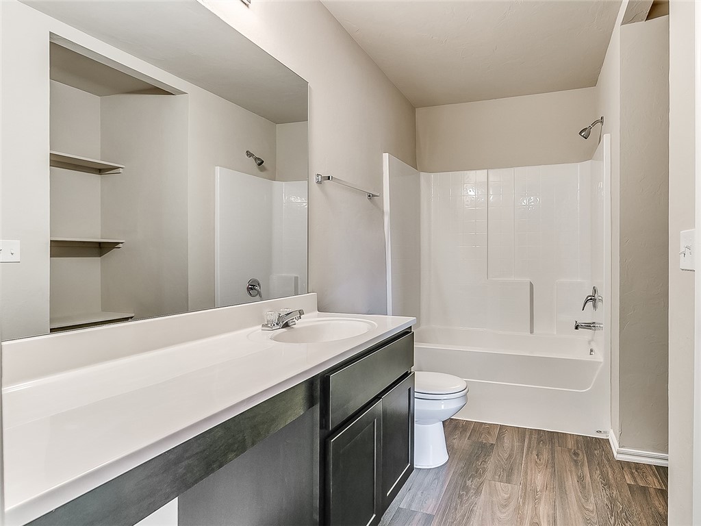 STOKENBURY FARMS III - Residential