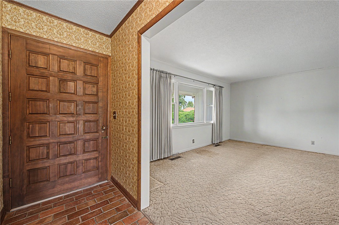 Birch Drive Add Rogers - Residential