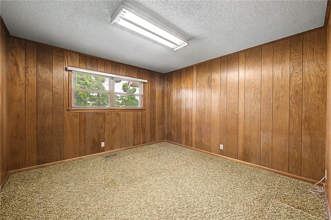 Birch Drive Add Rogers - Residential