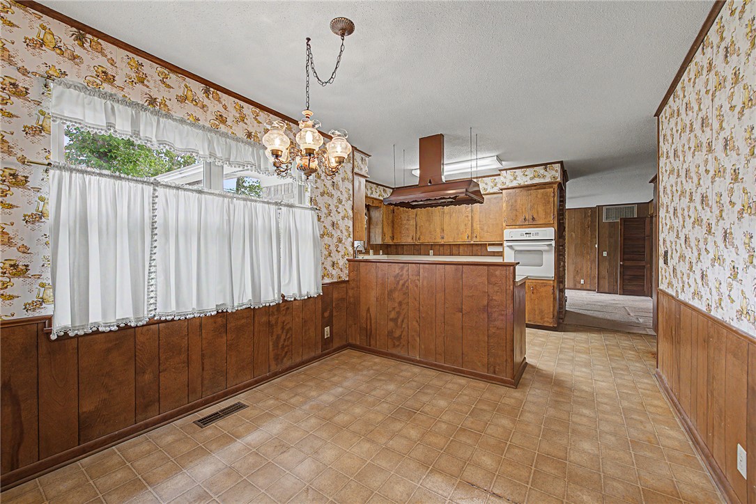 Birch Drive Add Rogers - Residential