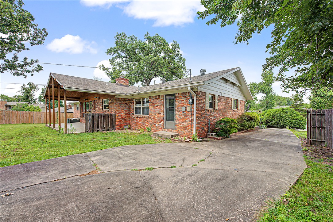 Birch Drive Add Rogers - Residential