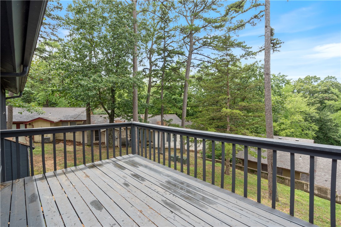 Townhouse Tct 2 A/K/A Drake Court Bvv - Residential