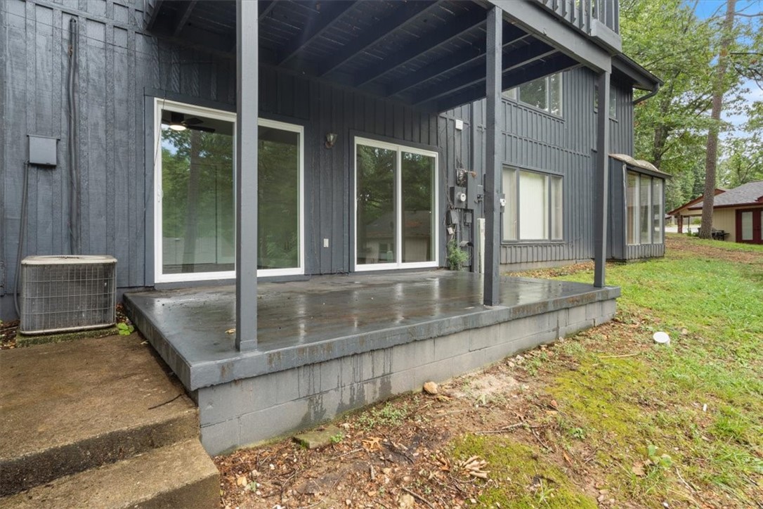 Townhouse Tct 2 A/K/A Drake Court Bvv - Residential