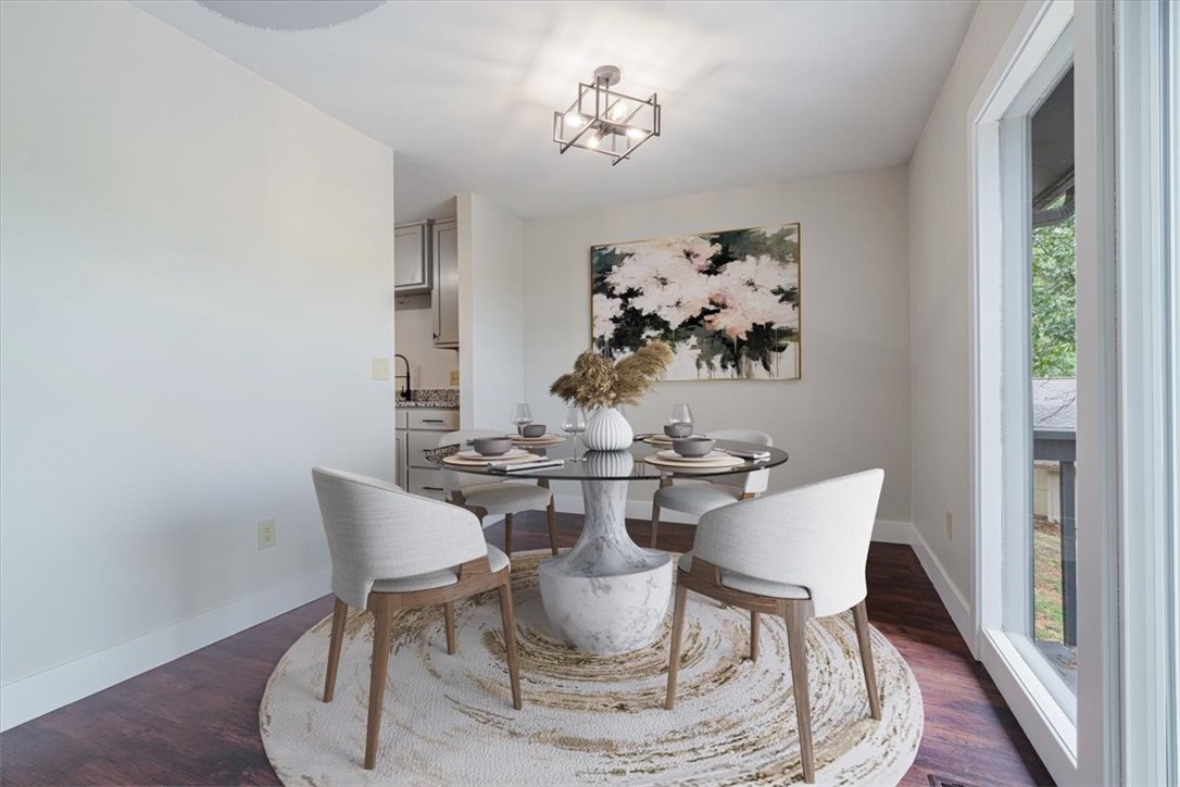 Townhouse Tct 2 A/K/A Drake Court Bvv - Residential