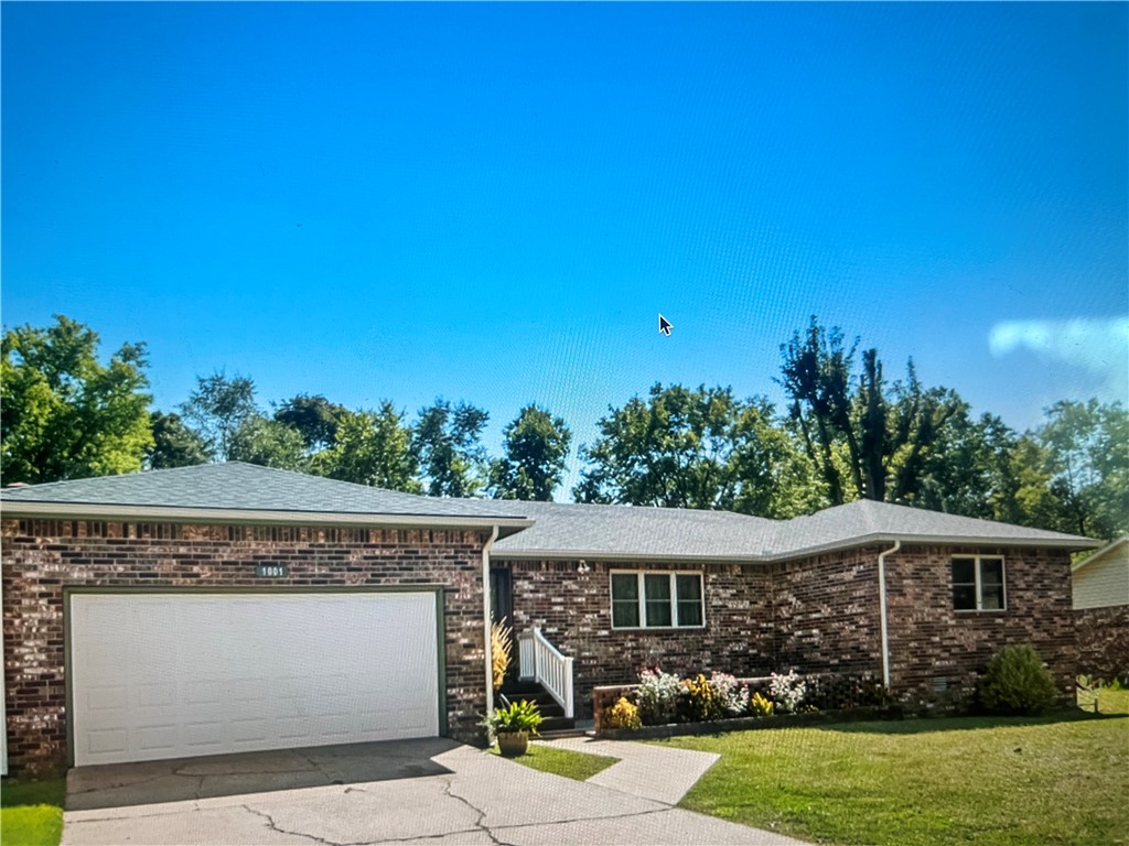 Levi Manor - Residential