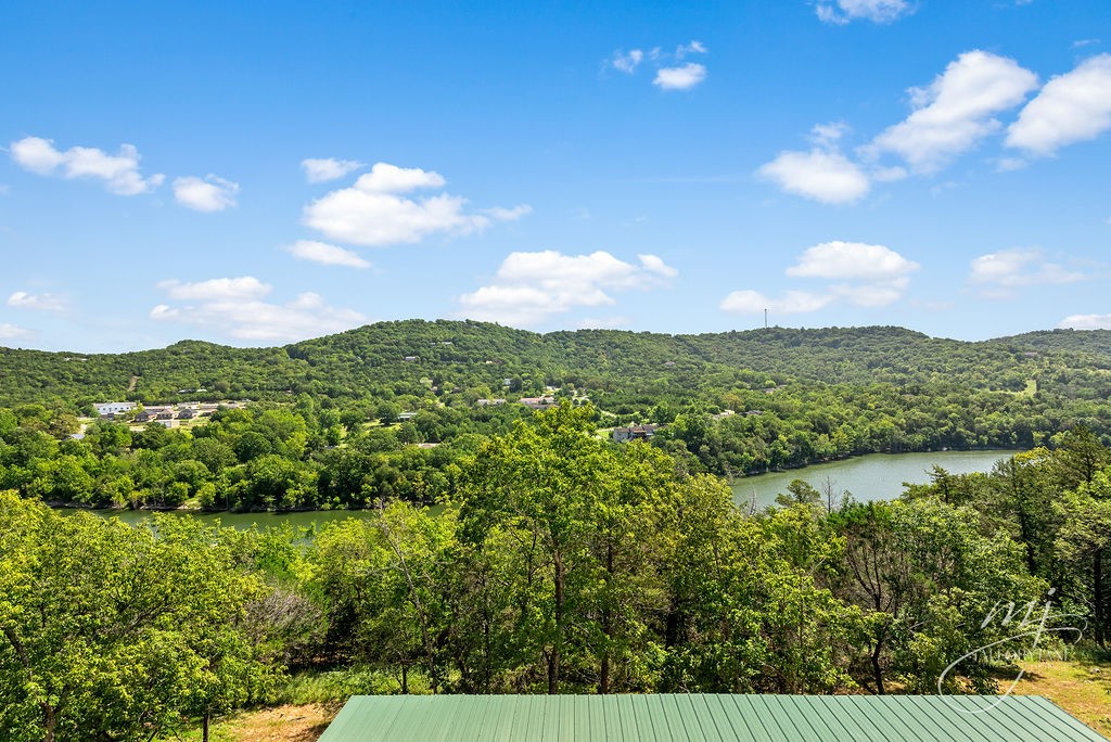Unit 115 Holiday Island - Residential